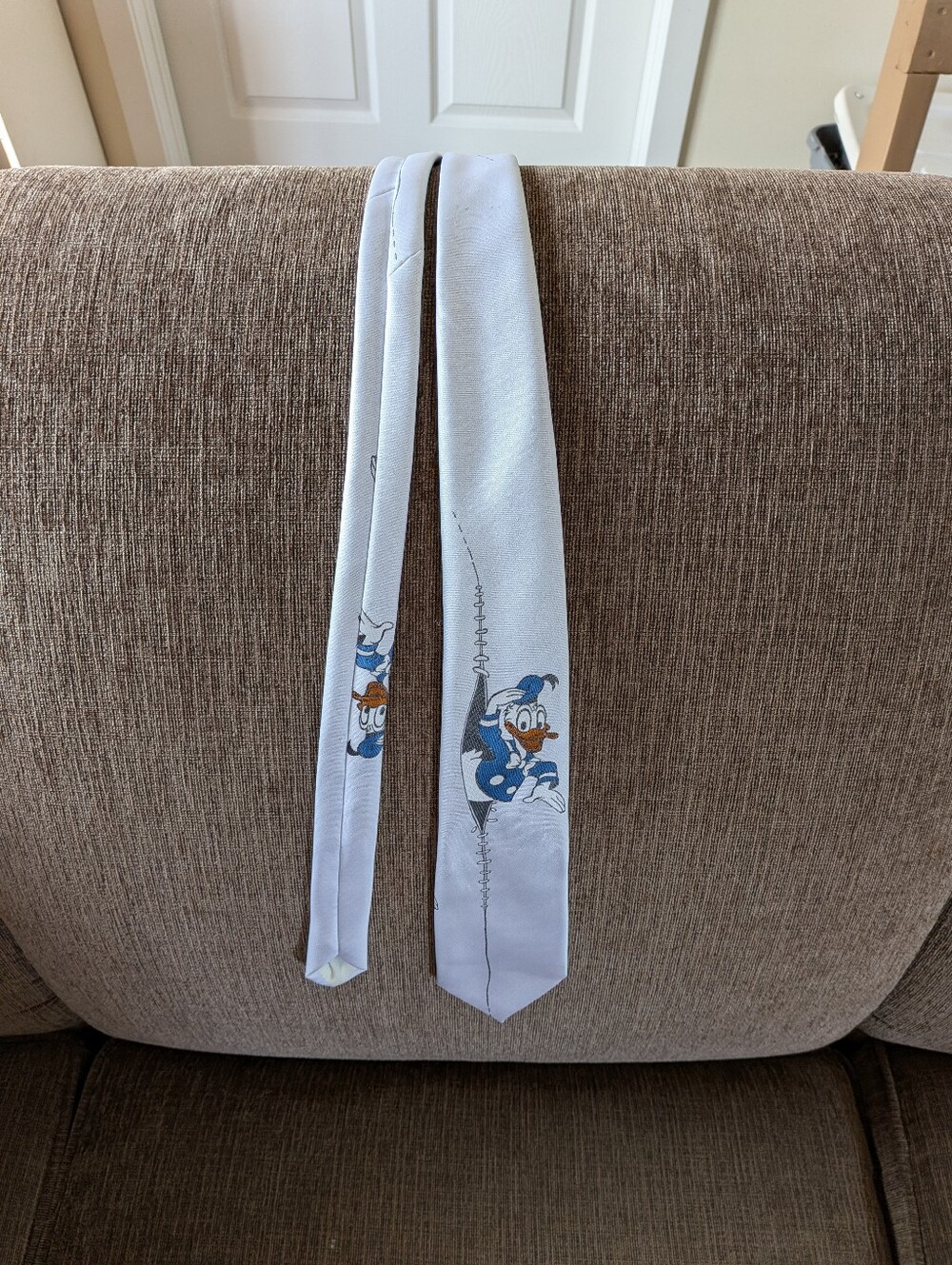 Vintage Donald Duck Woodstock Tie